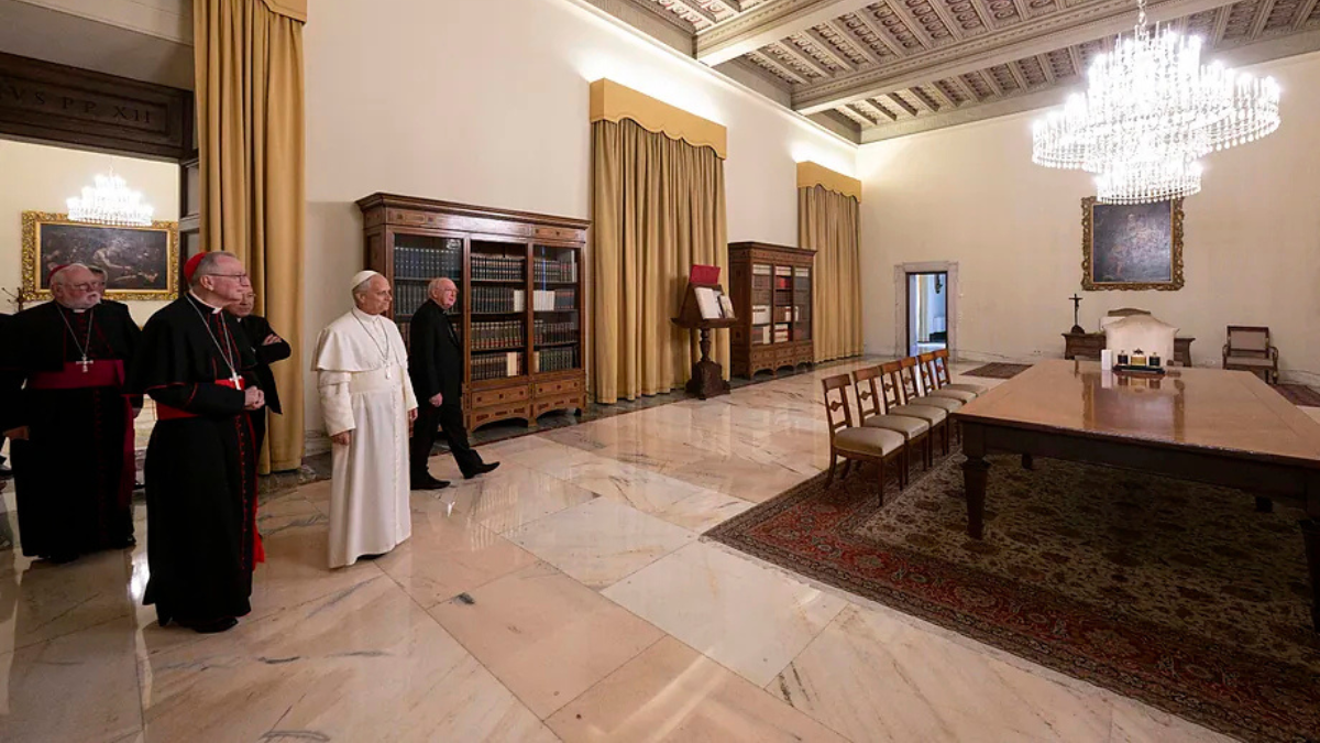 Concluyen las reformas: El Papa se instalará en el apartamento pontificio