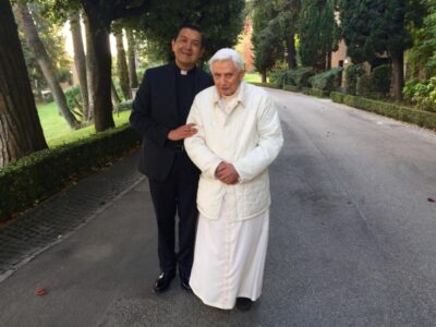 Benedicto, la luz de Cristo que no se apaga