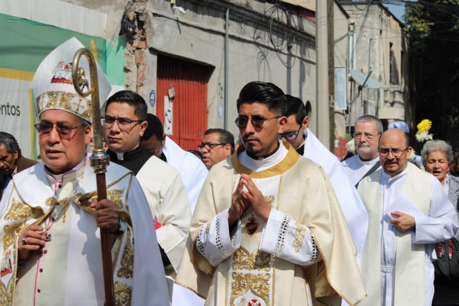 Mons. Adolfo Miguel Castaño Fonseca - Diócesis de Azcapotzalco.