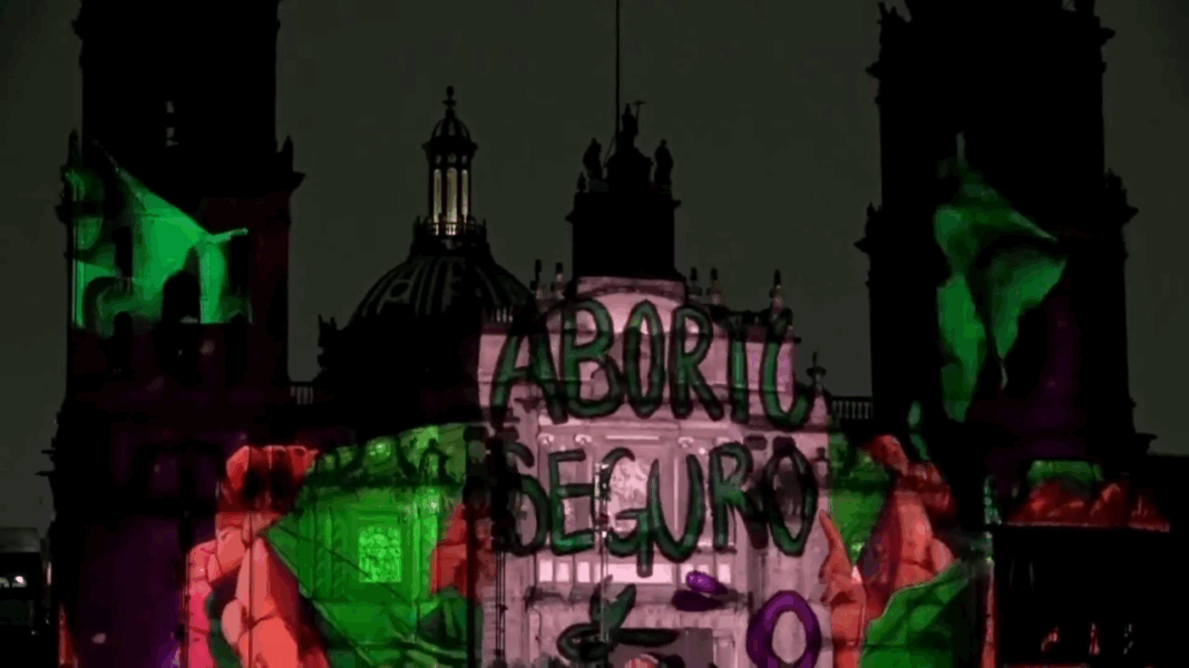 Proyecciones de videomapping “lastiman profundamente la fe de los católicos”: Catedral de la arquidiócesis de México