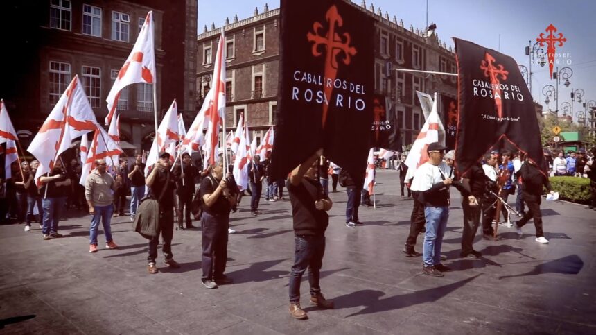 Caballeros del Rosario convocan a la gran procesión y rosario público en el corazón de la Ciudad de México