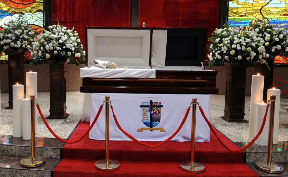 No buscó ser servido, sino servir”, Iglesia de Tijuana despide a su arzobispo, Francisco Moreno Barrón