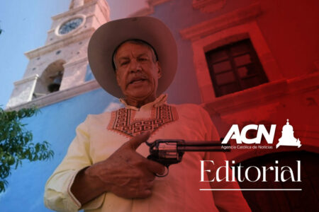 Éditorial Agence Catholique de Nouvelles. «Pistolas reste seul»