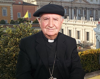 Archbishop_Emeritus_Francisco_Javier_Errzuriz_Ossa_of_Santiago_Chile_on_top_of_the_Patristic_Institute_Augustinianum_Feb_27_2013_Credit_Estefania_Aguirre_CNA_CNA