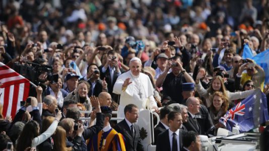 «Las divisiones entre los cristianos, además de herir a la Iglesia, hieren al mismo Cristo»