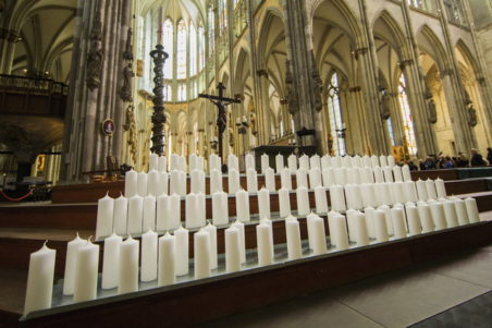 El funeral por las víctimas del vuelo de Germanwings será católico