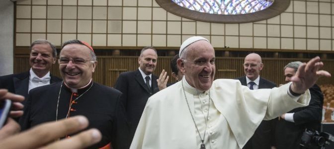 El Papa critica el clericalismo que anula a los laicos