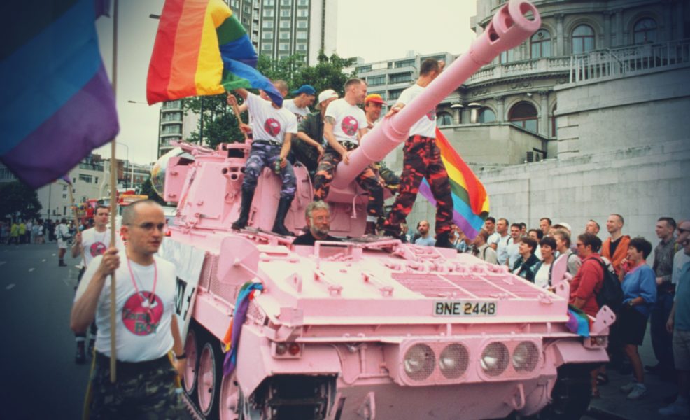 «En Extremadura, la Seguridad Social te quita los genitales, pero no te pone gafas»