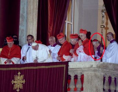 Socci trata de responder cometiendo un error de bulto