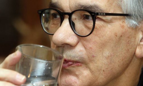 Franco quiere eliminar los símbolos franquistas de las iglesias