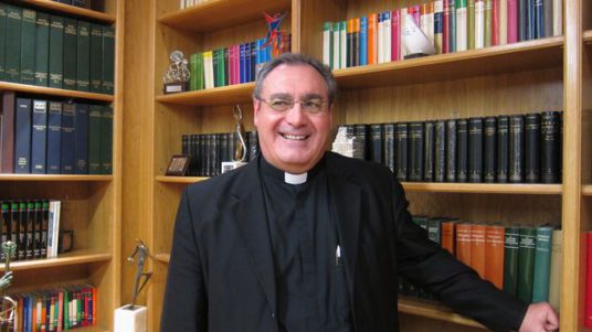 Gil Tamayo miente sobre la empresa de su hermano a la que favoreció con dinero del episcopado