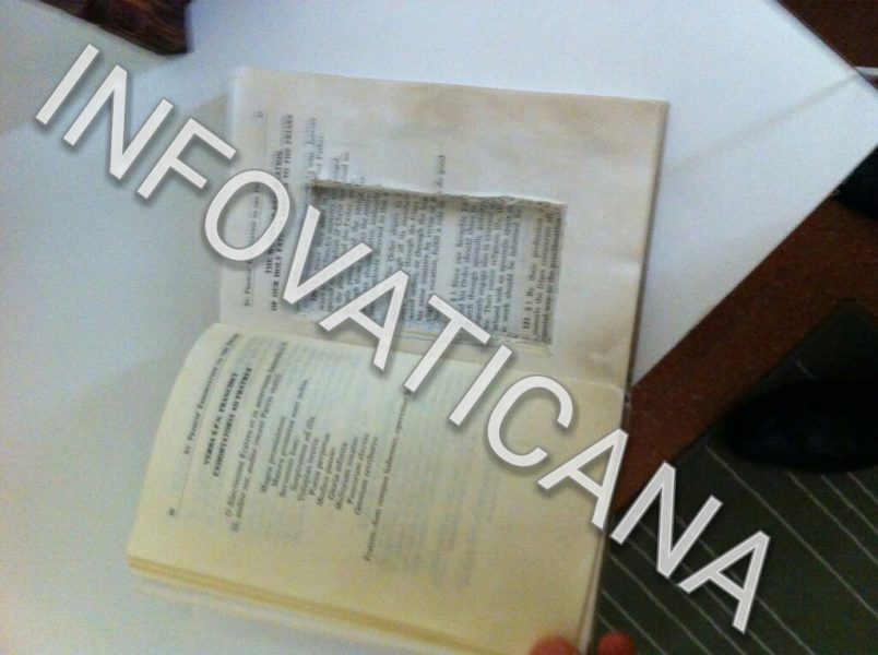 Vallejo Balda usaba un móvil para preparar su defensa, y no para contaminar pruebas