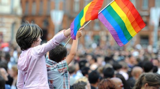 Cambian el nombre en el DNI de un niño de cuatro años alegando que es transexual