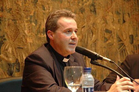 ‘Ningún partido defiende la vida desde su concepción’