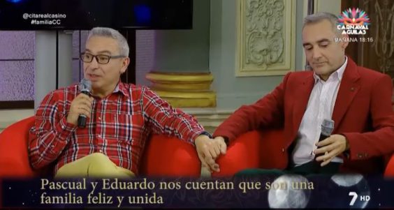 Un sacerdote franciscano promociona la homosexualidad en televisión