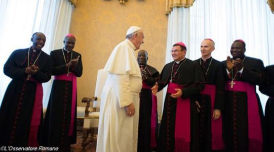 El Papa pide a los obispos del Norte de África que promuevan el diálogo con el Islam
