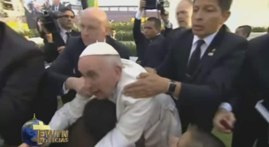 El Papa corrige a un joven en México: ‘No seas egoísta’