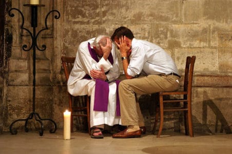 Lanzan una aplicación móvil para confesarte con el sacerdote más cercano