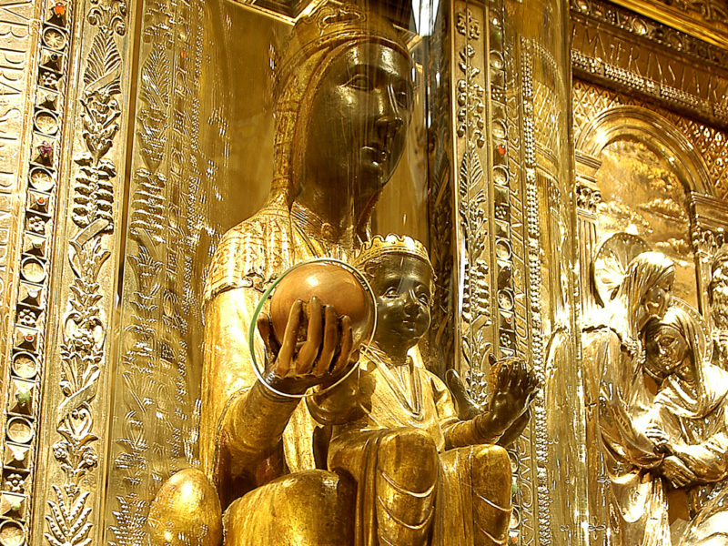 Novell pide trabajar para que Cataluña defienda la vida y la familia natural