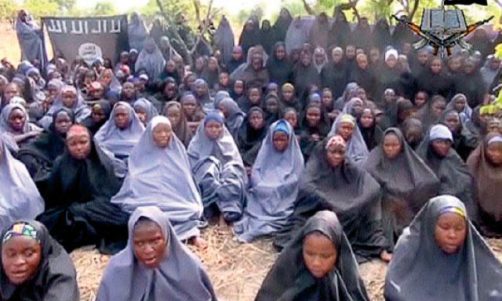 Boko Haram difunde un vídeo con las niñas secuestradas de Chibok