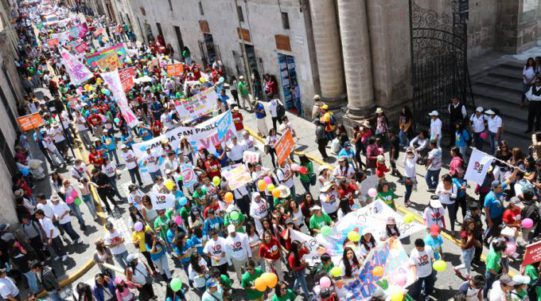 Cipriani lidera una millonaria marcha por la vida