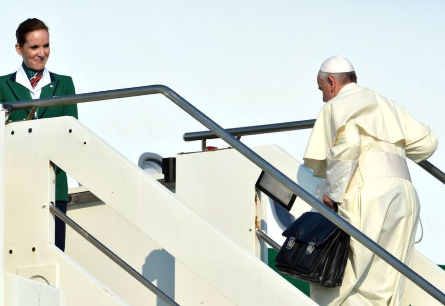 Francisco pide oraciones por su viaje a Turquía