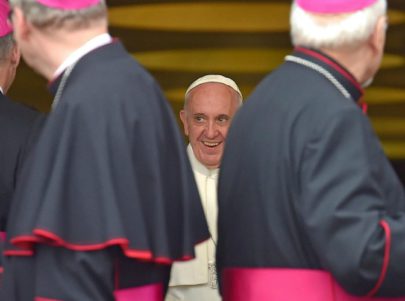 El Papa critica los rumores de tramas y complots en el Sínodo