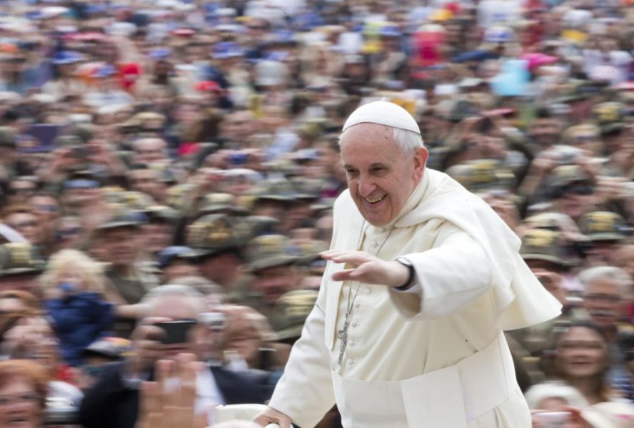Cae a la mitad la asistencia de peregrinos en los actos públicos del Papa