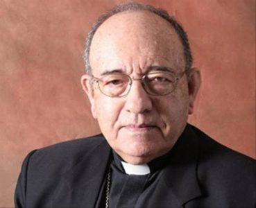 Descubra la biografía y obra del cardenal ecuatoriano Raúl Eduardo Vela Chiriboga. Toda la información de la Santa Sede y la Iglesia, a tu alcance.