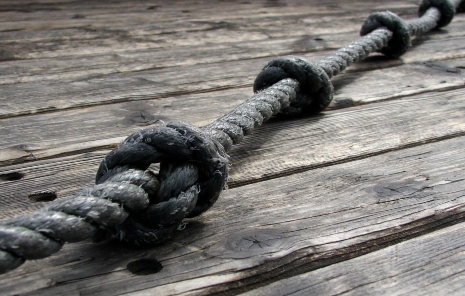 «Si les desoye a ellos, díselo a la comunidad»