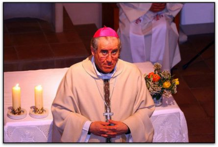 Sáiz Meneses: «Bergoglio me animó mucho a crear un seminario propio»