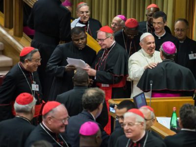 Concluye el Sínodo sin acuerdo sobre los divorciados vueltos a casar