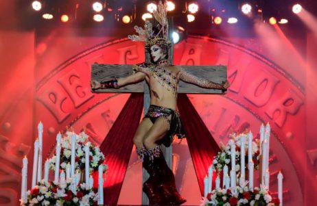 El Carnaval de Canarias blasfema contra la Santísima Virgen y contra Cristo crucificado
