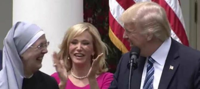 ‘No permitiremos que la gente de fe sea señalada, acosada o silenciada nunca más’