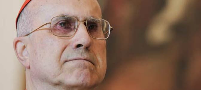 La conversación entre Gotti Tedeschi y Bertone cuatro días antes de la renuncia de Benedicto XVI