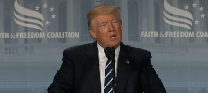 ‘Defenderé el derecho de todos los estadounidenses a seguir y vivir su fe’