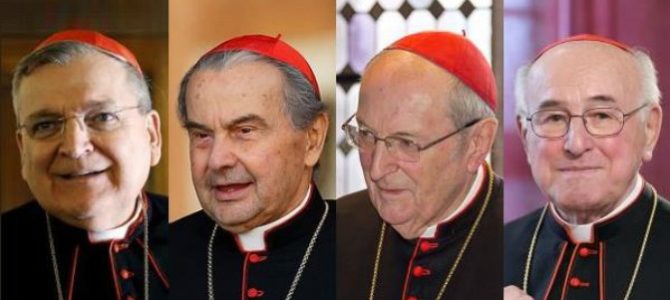 ¿Por qué los ‘dubia’ de los cuatro cardenales responden a una petición de Francisco?