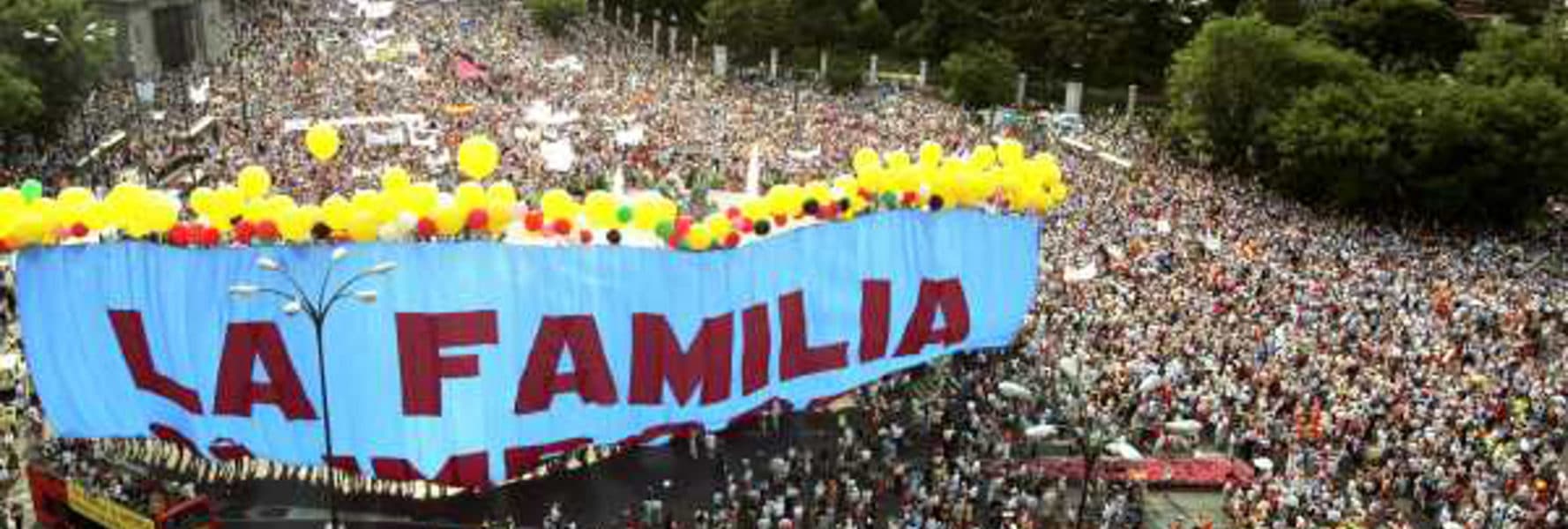 El Foro de la Familia se desintegra: Calabuig, ACdP, Concapa y Fomento abandonan la junta