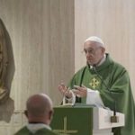 'Una persona que ha olvidado sus propias raíces está enferma'