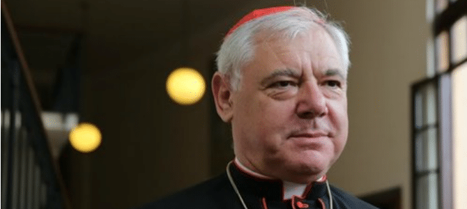 Müller: ‘No he hablado de excepciones en la comunión de los divorciados’