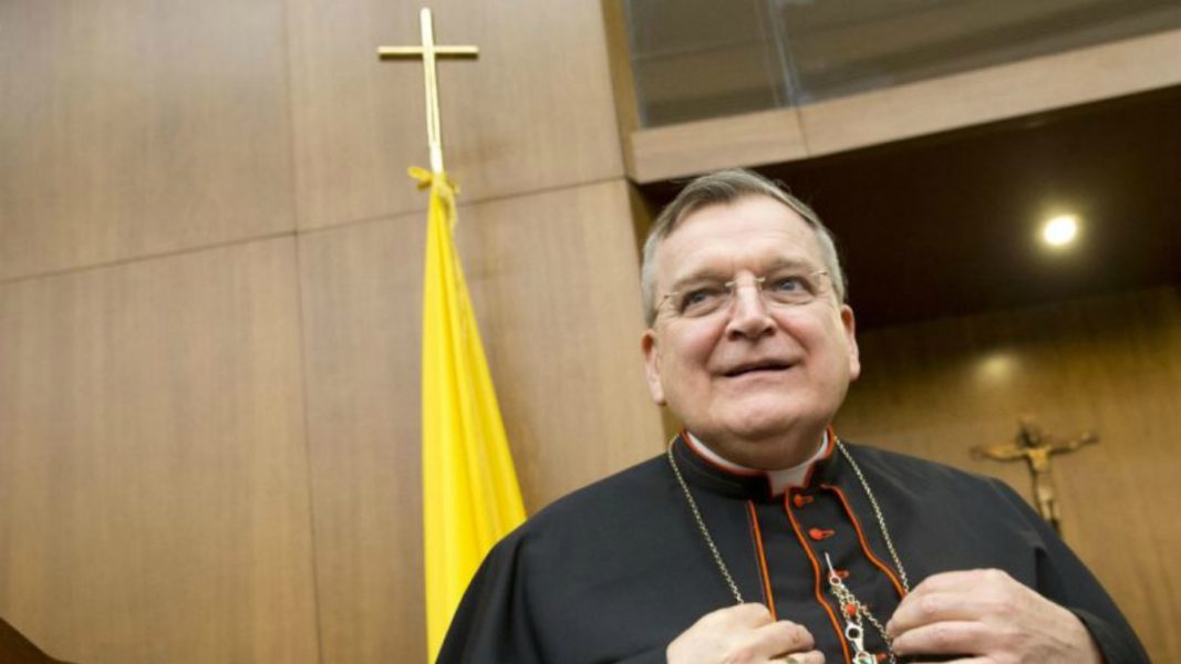 Burke contempla la posibilidad de ser excomulgado