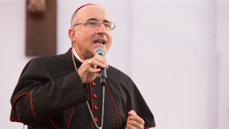 El cardenal Sturla recuerda que los divorciados vueltos a casar no pueden comulgar