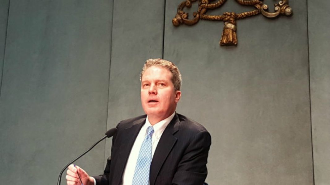 Zen: ‘Quien necesita consuelo es el portavoz del Vaticano’