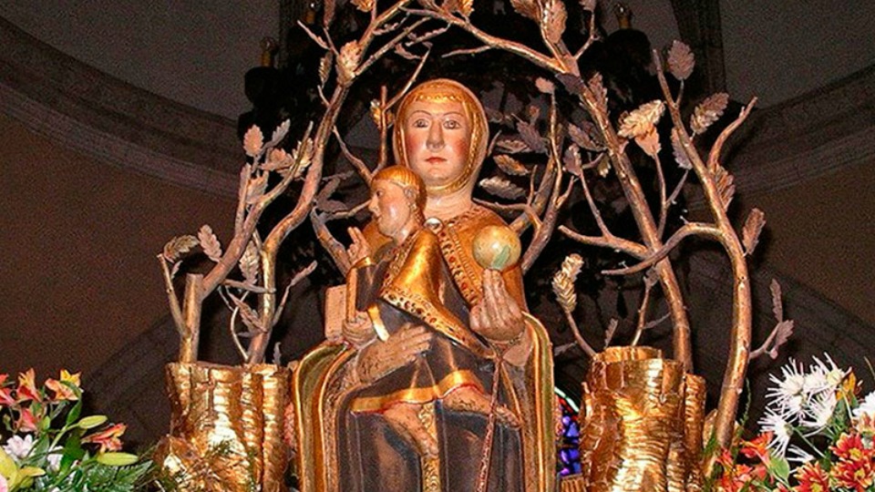 La parroquia del Cristo de la Salud acoge la entronización de la Virgen de Valvanera