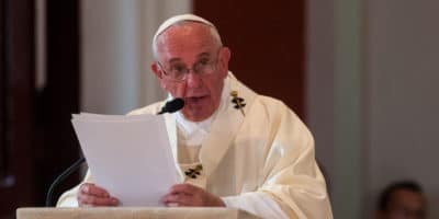 El Papa Francisco ha criticado la ideología de género, asegurando que ésta "lleva a la destrucción del hombre"