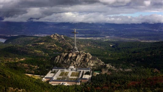 «Nos negamos a creer que la Iglesia Católica Universal no proteja a quién fue su salvador y protector»