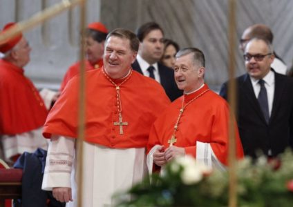 No era una broma: El Papa elige a Tobin y Cupich para el Sínodo de los jóvenes