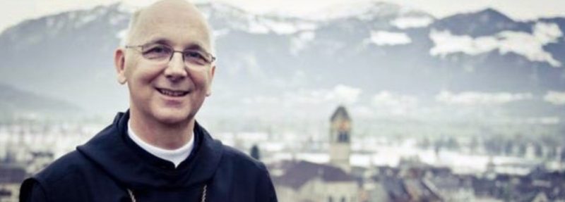 Un obispo ve «evidentes» los intentos de cambiar la doctrina sobre la homosexualidad