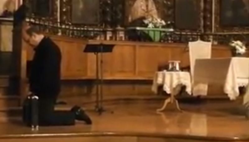 La respuesta de Munilla al odio de las ‘feminazis’