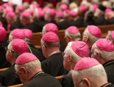«No acabarán los abusos hasta que el Papa acabe con ‘la mafia lavanda’ en la Iglesia’’